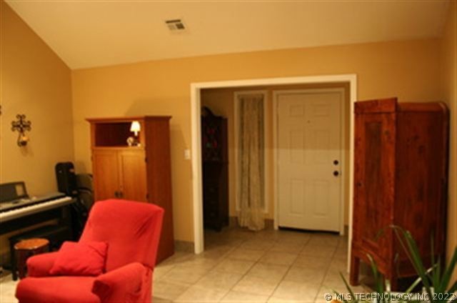 25680-1.JPG