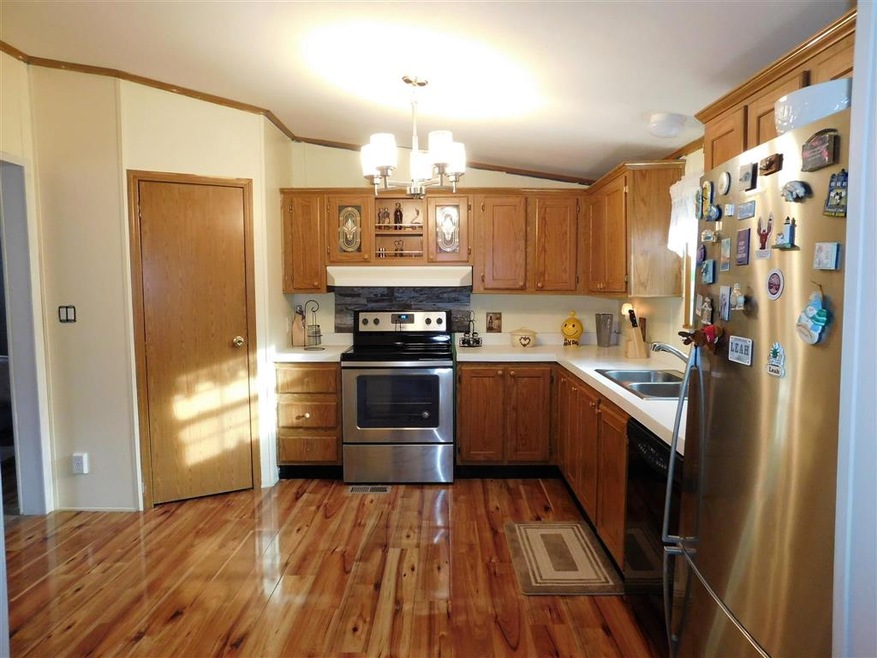 2 Sycamore Ave, North Hampton, NH 03862 - photo 1