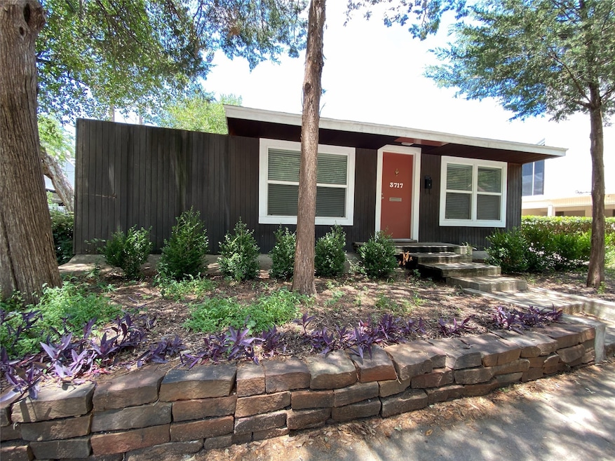 For Rent $2,100/month