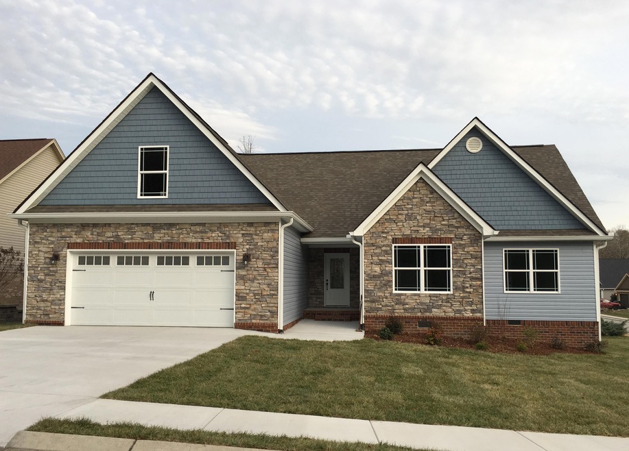 791 Soaring Eagle Cir, Hixson, TN 37343 - photo 1