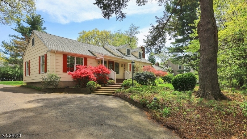 2042 W Broad St, Scotch Plains, NJ 07076 - photo 1