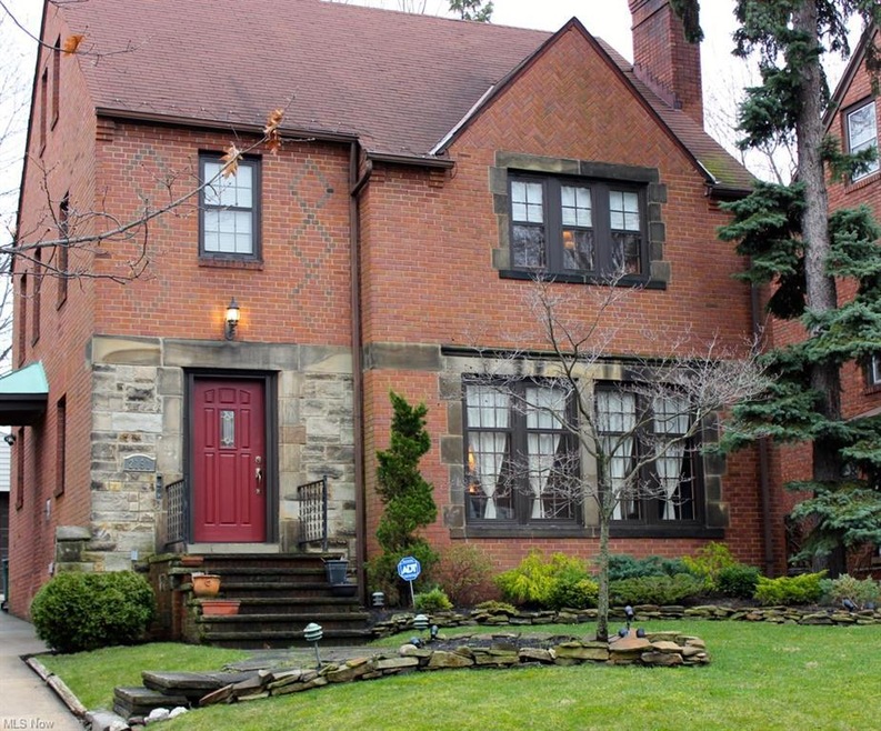 Welcome to 2191 Edgerton Road!