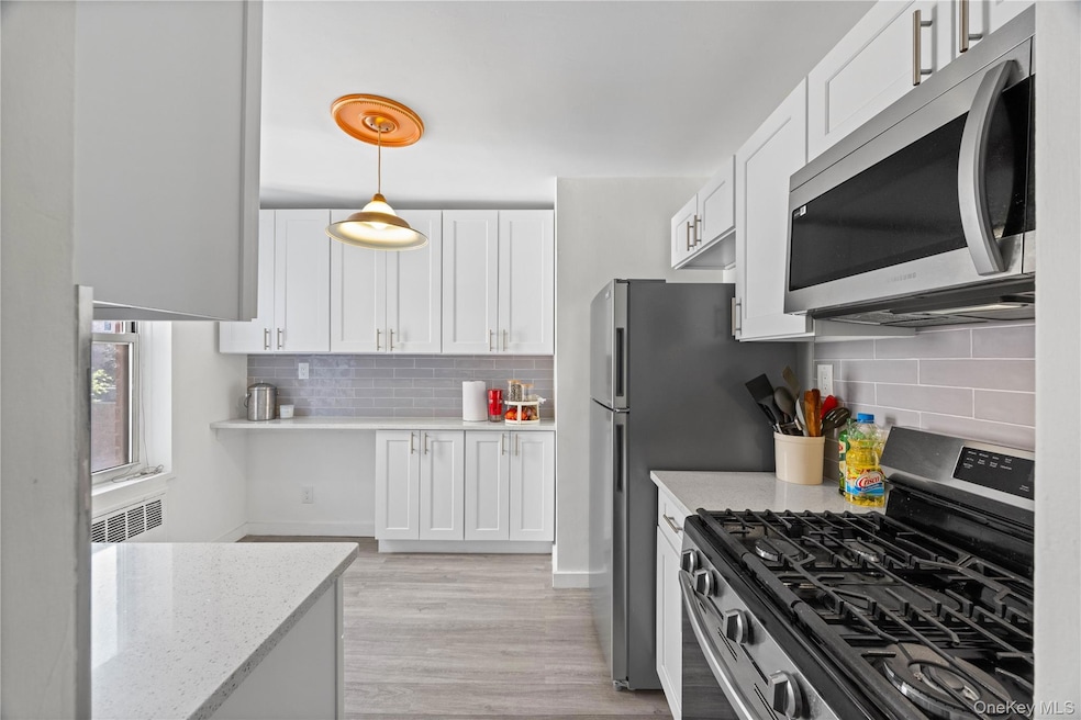 2736 Independence Ave unit 4A, Bronx, NY 10463 - photo 1