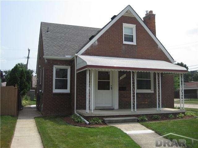 7251 Winona Ave, Allen Park, MI 48101 - photo 1