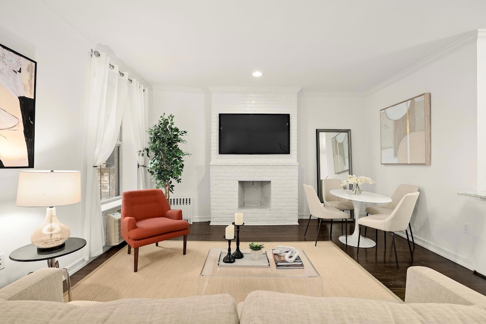 164 W 83rd St unit 4R, New York, NY 10024 - photo 1