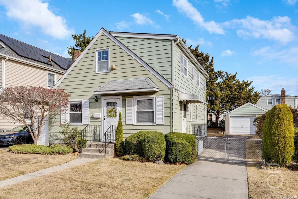 Sold $830,000 • Co-Listing Agent