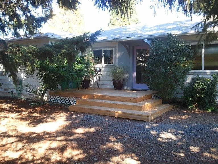 425 Pear St, Merlin, OR 97532 - photo 1