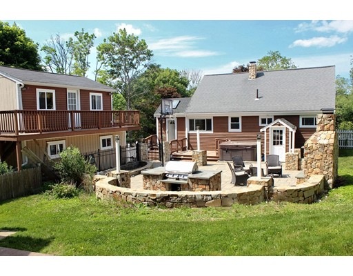 135 Chief Justice Cushing Hwy, Hingham, MA 02043 - photo 1