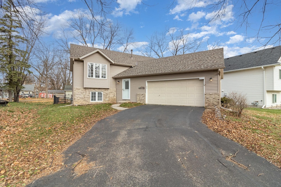 809 Spruce St, Farmington, MN 55024 - photo 1