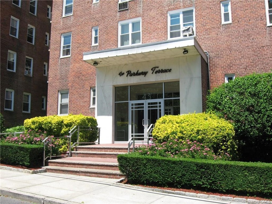 43 Bronx River Rd unit 6E, Yonkers, NY 10704 - photo 1