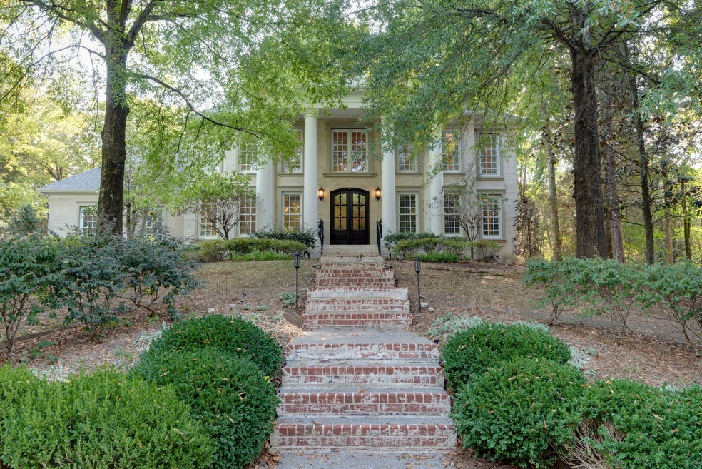 A timeless Laurelbrooke Beauty!