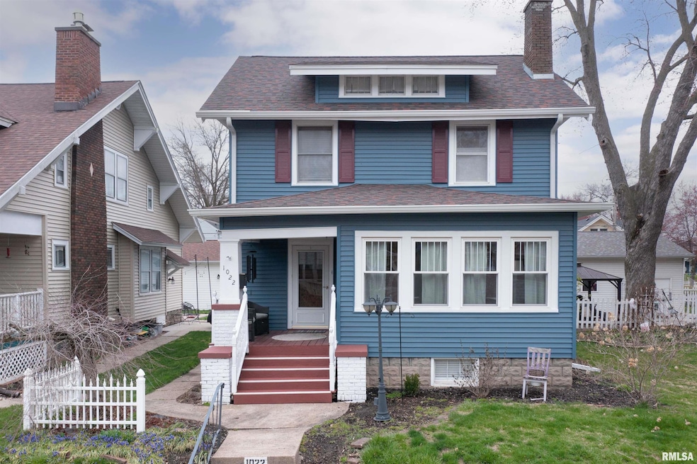 1022 E High St, Davenport, IA 52803 - photo 1