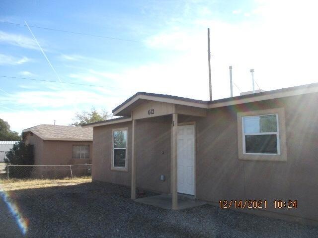 612 Mauer Rd unit 1, El Paso, TX 79915 - photo 1