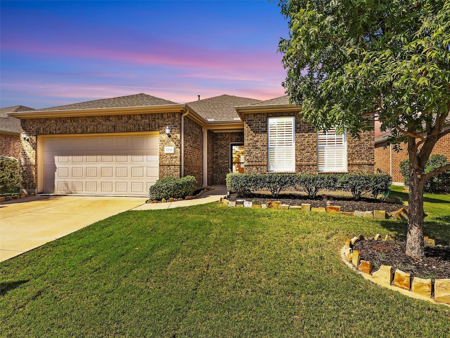 Welcome to 7255 Honeybee Ln. Frisco TX.