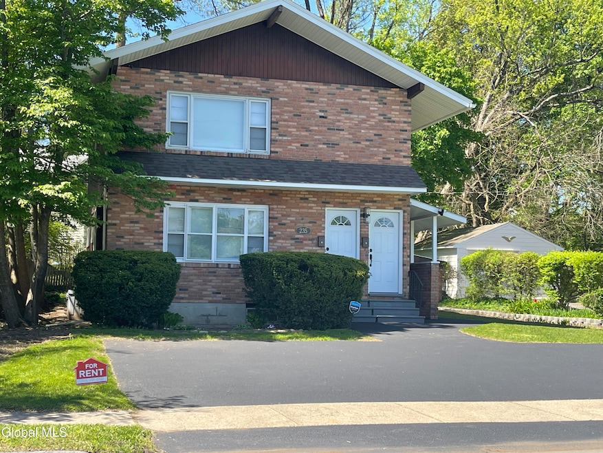 235 Washington Ave unit 1, Schenectady, NY 12302 - photo 1