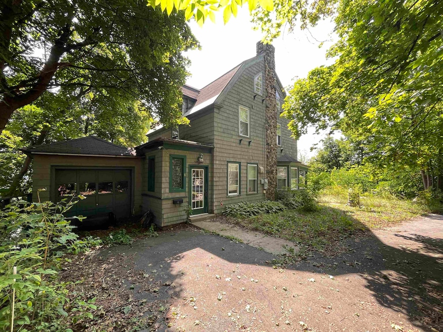 8 Perkins Place, Berlin, NH 03570 - photo 1