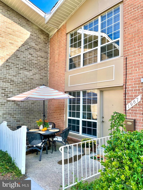 1967 Kennedy Dr unit 1967, McLean, VA 22102 - photo 1