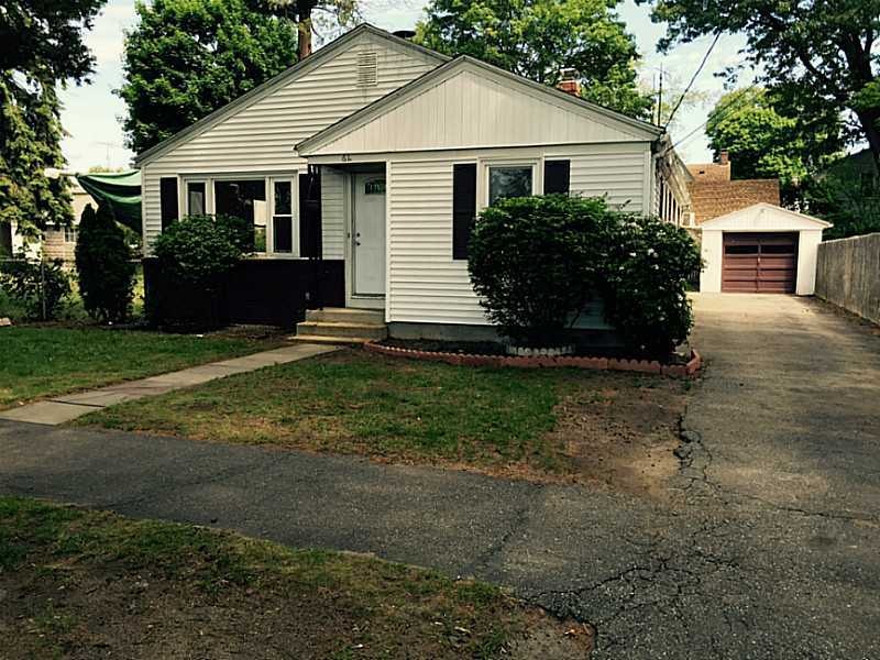 61 Sinclair Ave, Cranston, RI 02907 - photo 1