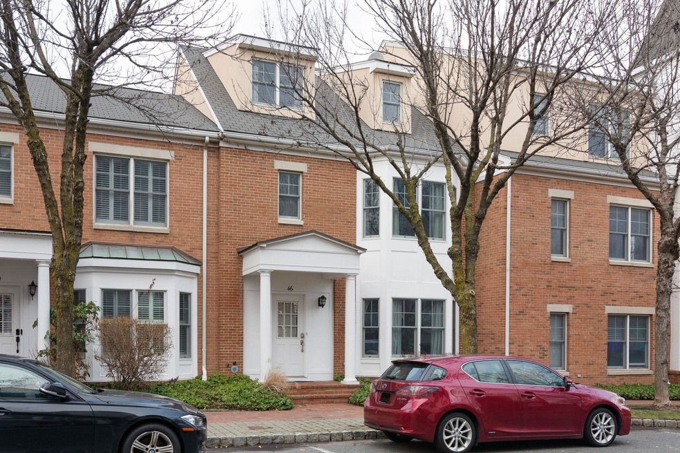 46 Independence Way unit TH, Jersey City, NJ 07305 - photo 1