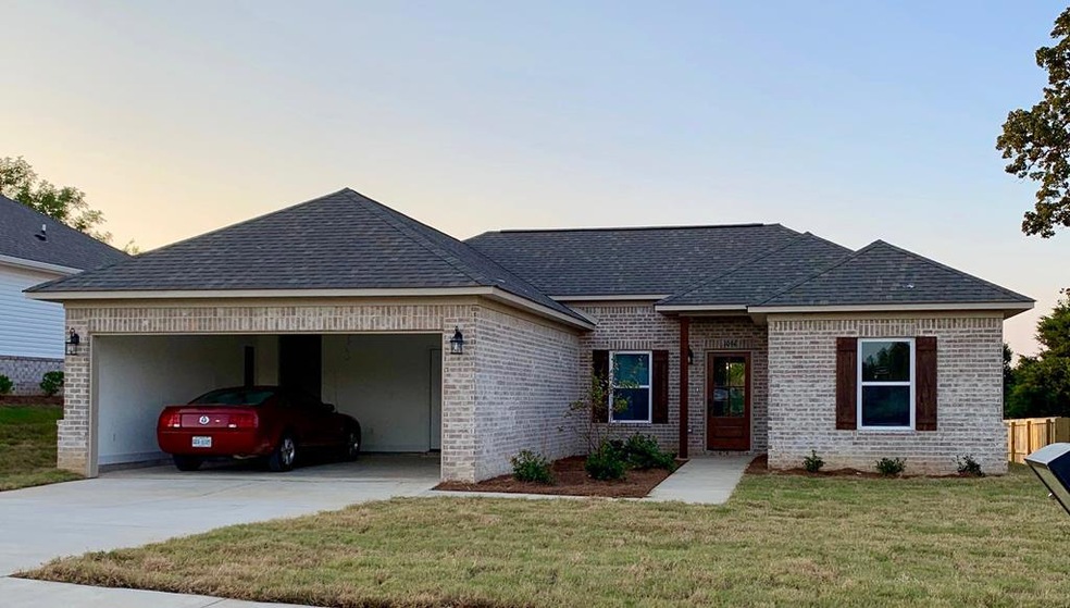 1094 Briarwood Dr, Oxford, MS 38655 - photo 1