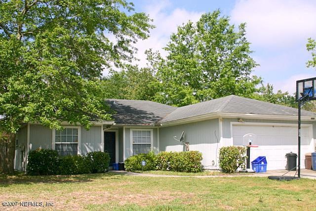 3980 Hunters Lake Cir E, Jacksonville, FL 32210 - photo 1