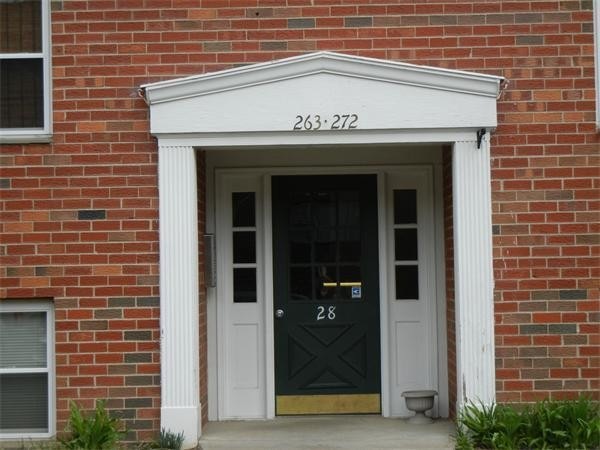 265 Regency Park Dr, Agawam, MA 01001 - photo 1