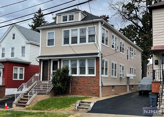 727 2nd Ave unit 1st Fl, Lyndhurst, NJ 07071 - photo 1