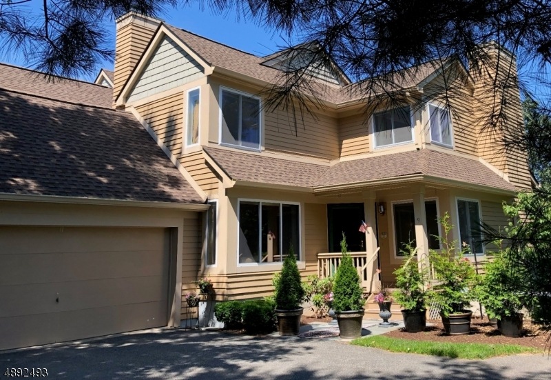 9 Sugar Maple Ln, Hamburg, NJ 07419 - photo 1