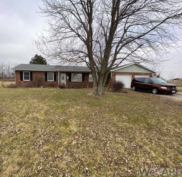 17033 Seitz Rd, Wapakoneta, OH 45895 - photo 1