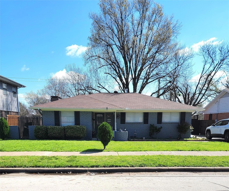 313 Hilltop Ln, Wylie, TX 75098 - photo 1