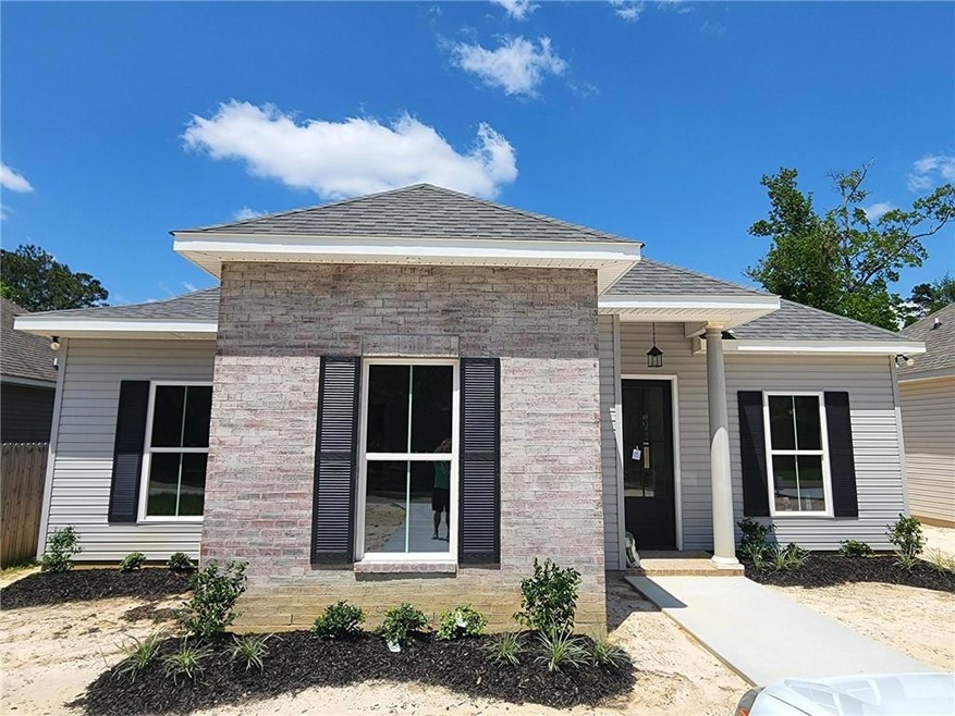 1761 Beth Dr, Slidell, LA 70458 - photo 1