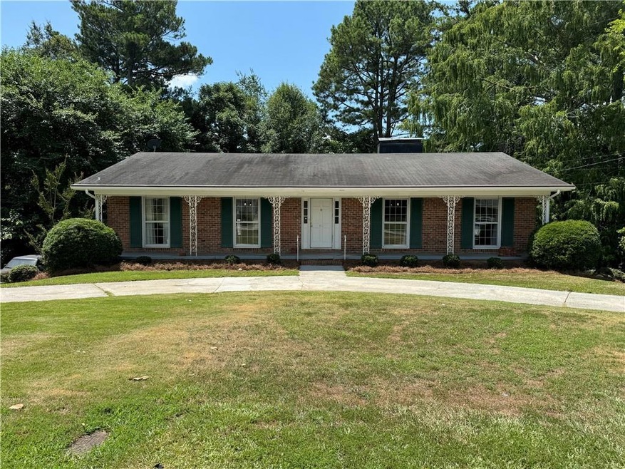 Beautiful Ranch Home with circular driveway in fro