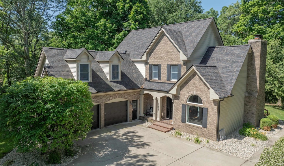 For Sale $524,900 • Co-Listing Agent