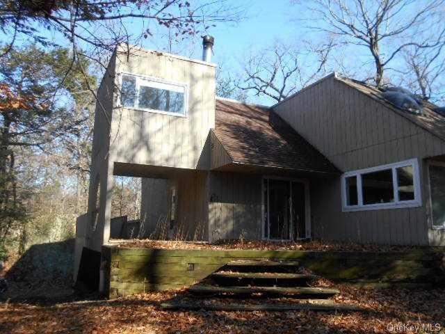 32 White Oaks Rd, Hyde Park, NY 12538 - photo 1