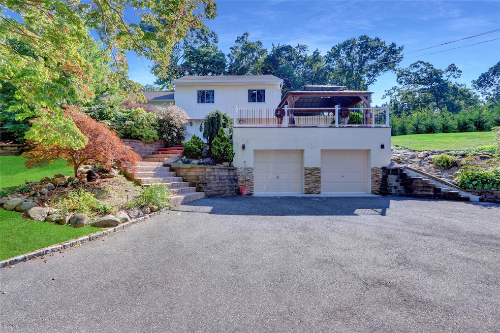 Sold $1,250,000 • Co-Listing Agent
