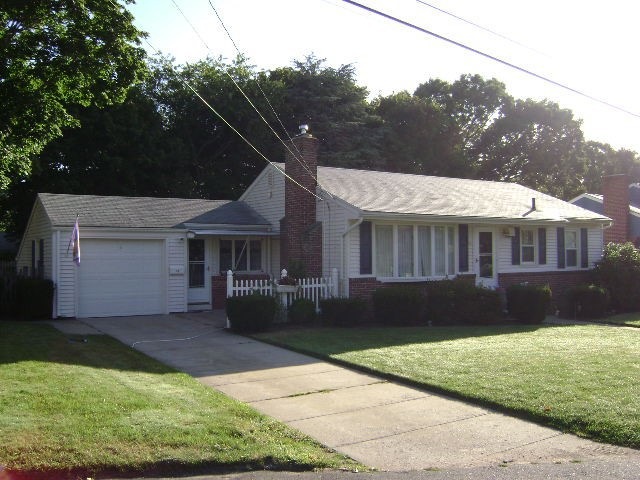 49 Echo Dr, Warwick, RI 02886 - photo 1