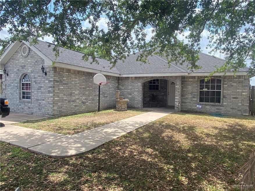 1010 E Buchanan Dr N, Pharr, TX 78577 - photo 1