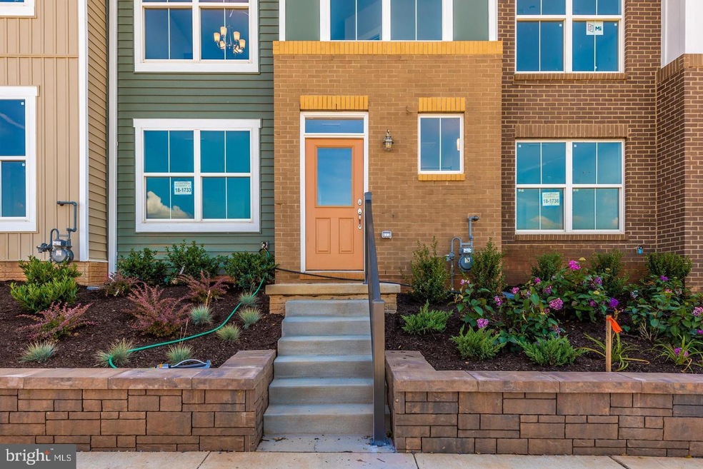 408 Waverley Dr, Frederick, MD 21702 - photo 1