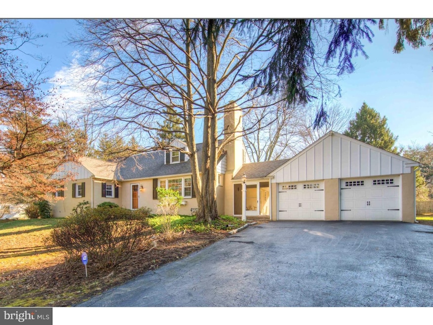 220 Sugartown Rd, Devon, PA 19333 - photo 1