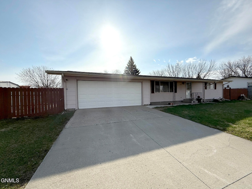 For Sale $220,000 • Co-Listing Agent