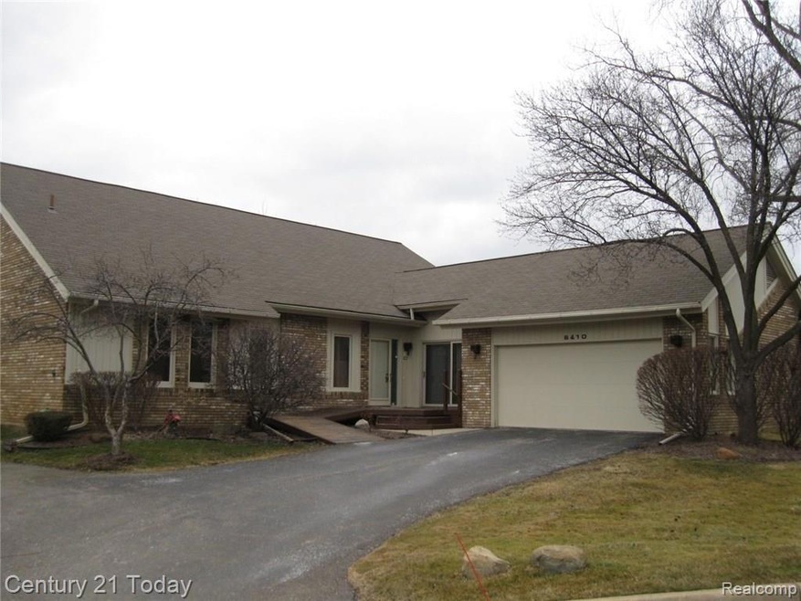 Updated Detached Ranch Condominium.
