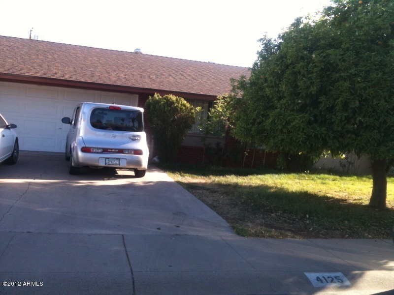 FRONT OF THE HOUSE