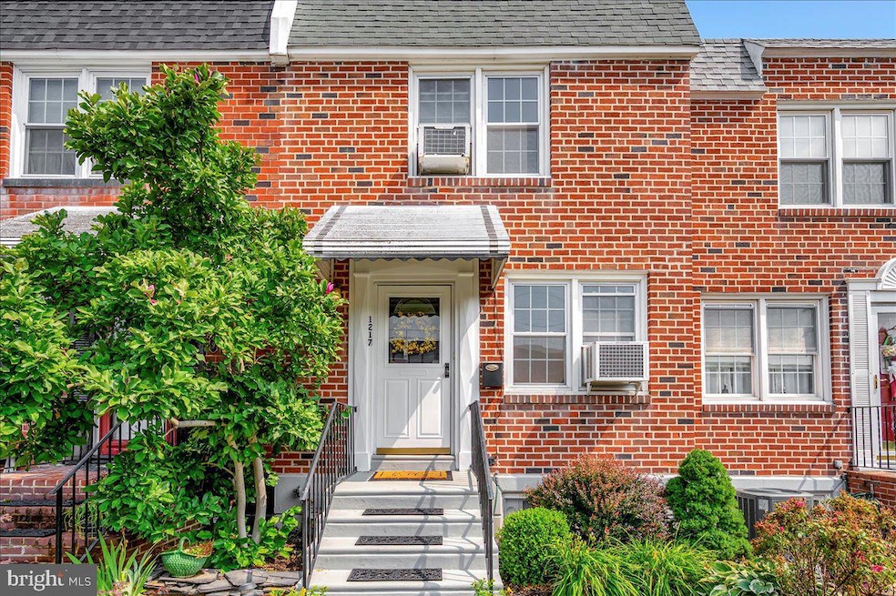 1217 Maple Ave, Elsmere, DE 19805 - photo 1