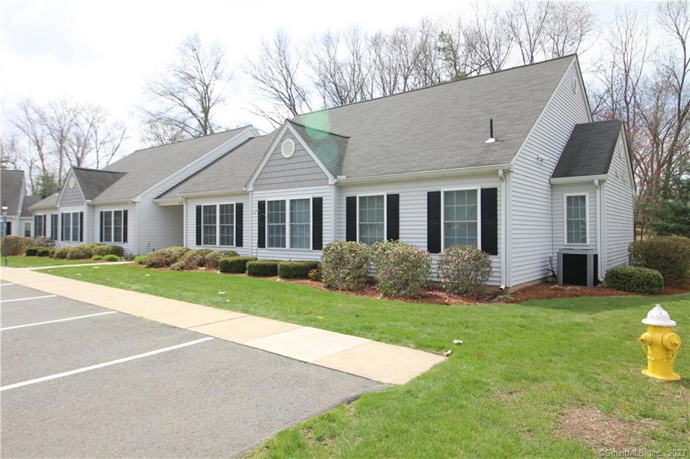 300 Southwest Ave unit 14, Windsor Locks, CT 06096 - photo 1