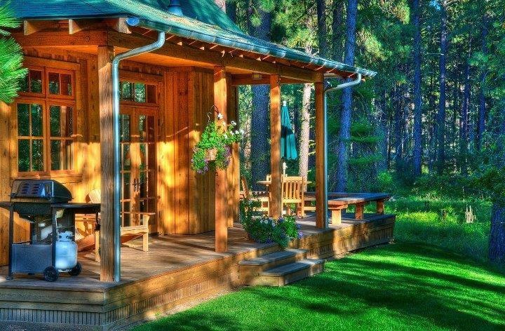Cabin at Lake Creek Lodge