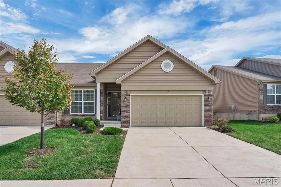 Stunning Vaulted Ranch Villa Loaded with Upgraded Details Throughout!