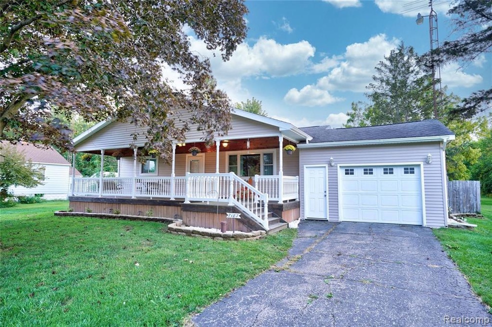 7187 Coldwater Rd  01.jpg