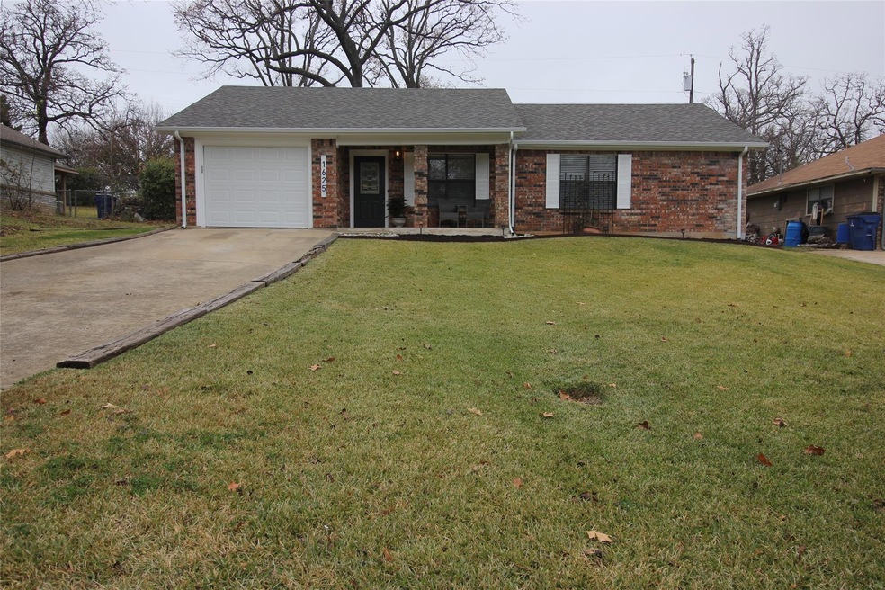 1625 W Parnell St, Denison, TX 75020 - photo 1