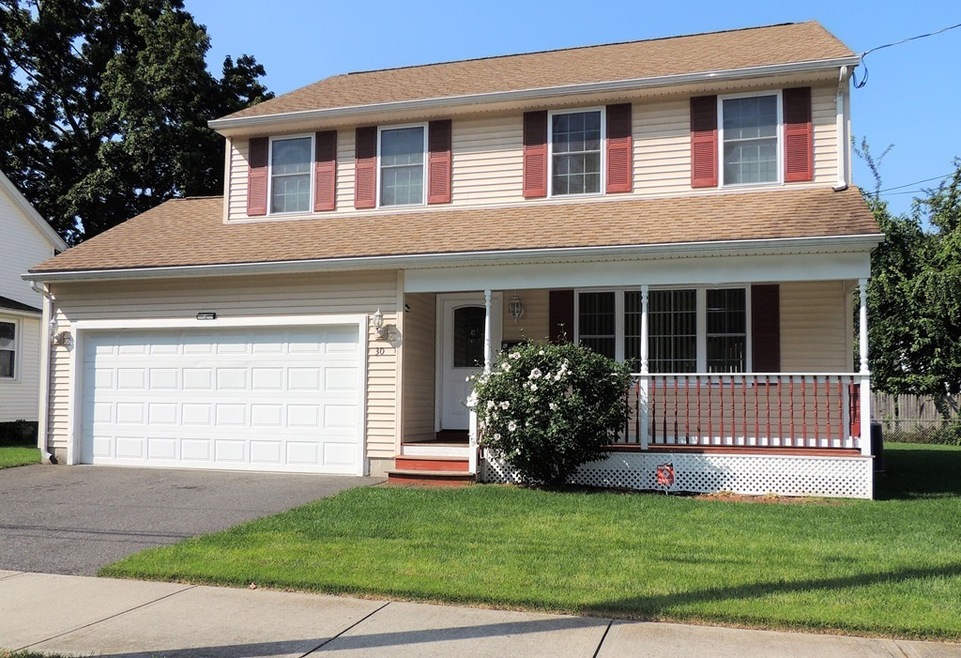 30 Benham St, Springfield, MA 01109 - photo 1