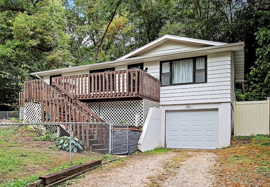 5703 Fox Lake Rd unit 2, McHenry, IL 60051 - photo 1